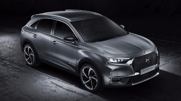 DS7 CROSSBACK: The pioneering SUV from DS Automobiles brand