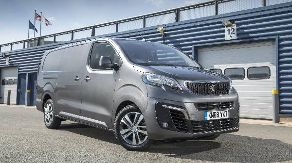 Peugeot Expert Combi Van Review by 